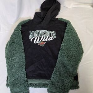 NHL Minnesota Wild Green and Black Hoodie Girls 14/16